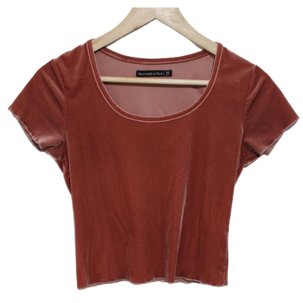 Abercrombie & Fitch Red Velvet Short Sleeve Crew Neck Crop Top T-Shirt Size XS